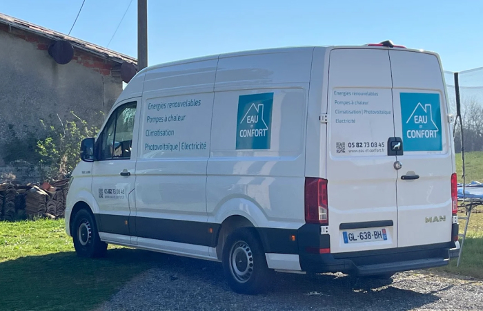 panneaux solaires gaillac sur toit, optimisant l'énergie renouvelable locale.